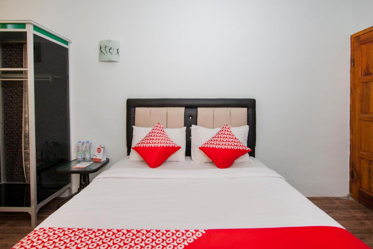 Oyo 1543 Sibayak Ncole Hotel Berastagi Ngoại thất bức ảnh